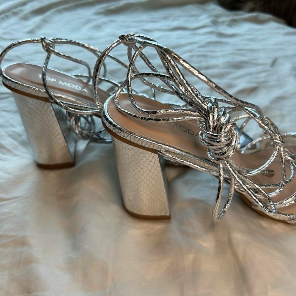 Top Moda Silver Strappy Tie Up Heels 7 - Picture 3 of 8